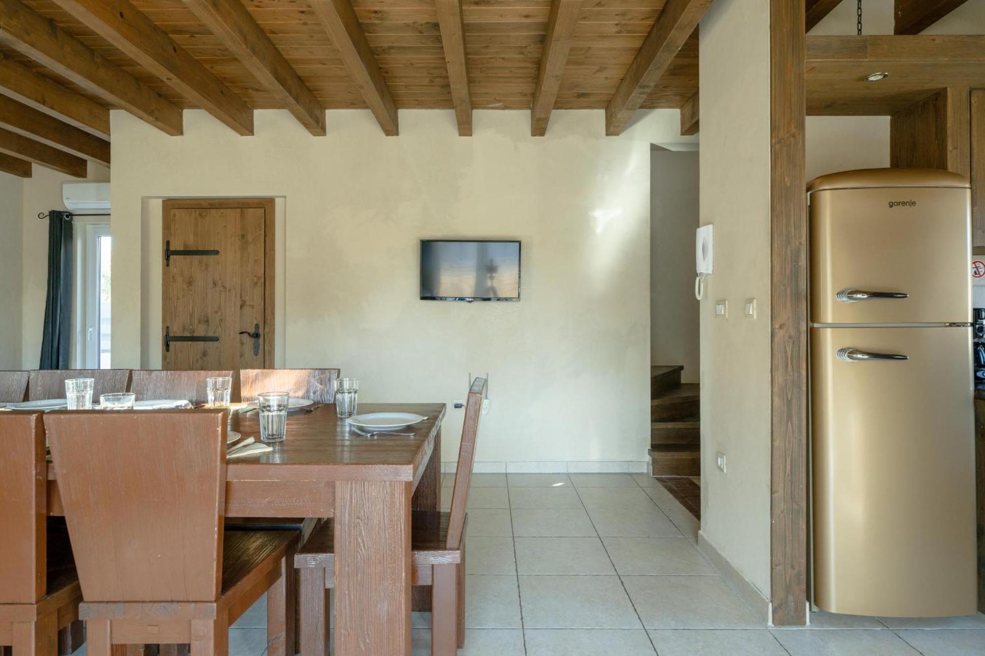 Villa Castagna Near The Sea With Private Pool And Sauna Premantura Εξωτερικό φωτογραφία