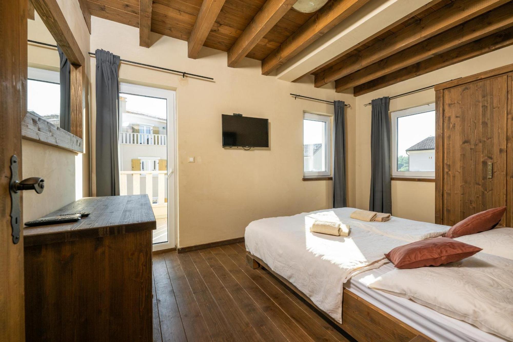 Villa Castagna Near The Sea With Private Pool And Sauna Premantura Εξωτερικό φωτογραφία