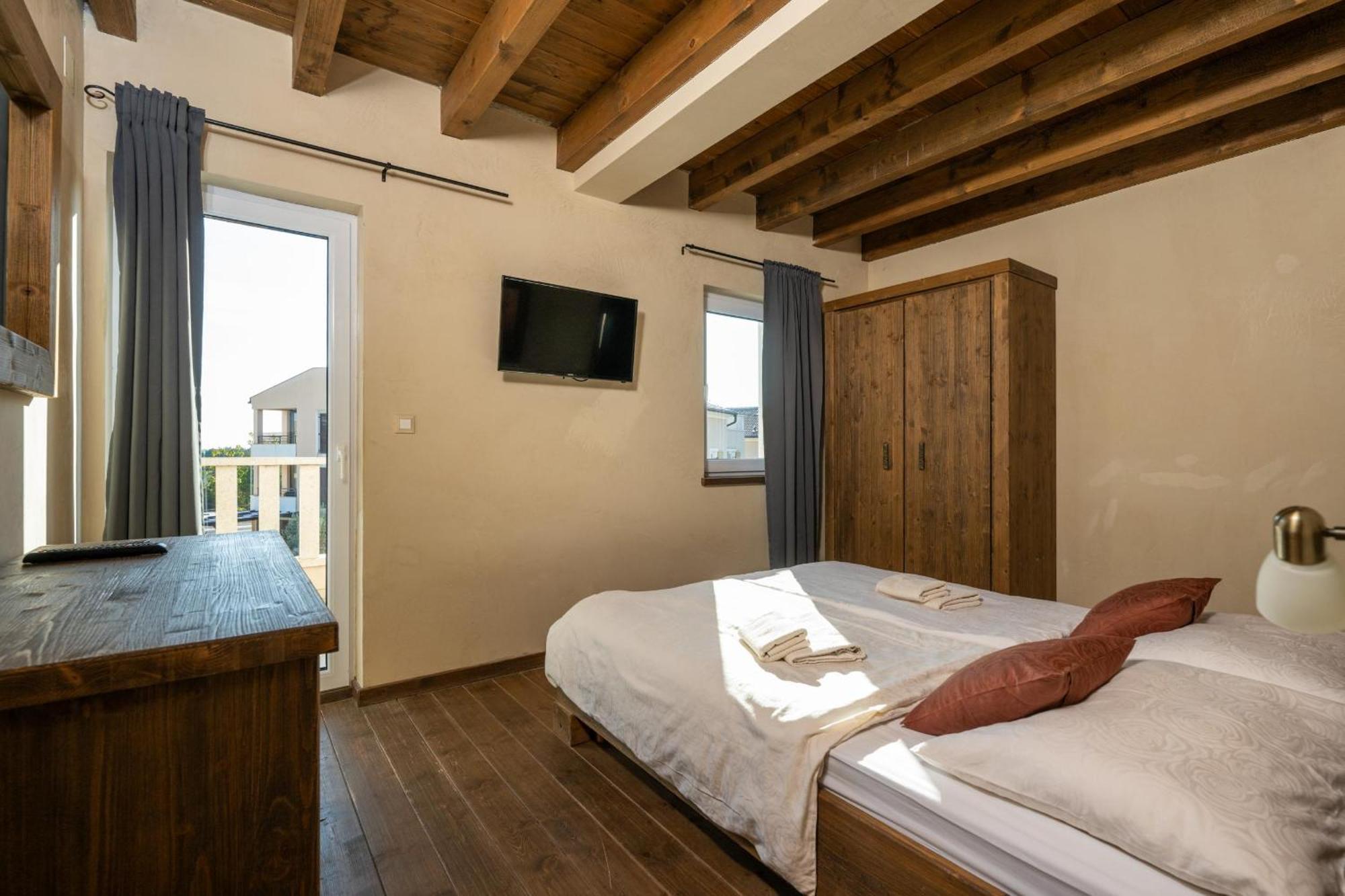 Villa Castagna Near The Sea With Private Pool And Sauna Premantura Εξωτερικό φωτογραφία